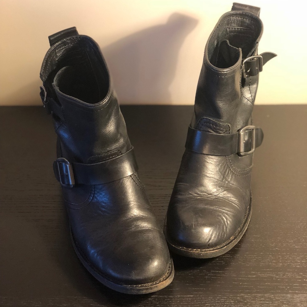 Dolce Vita ankle boots